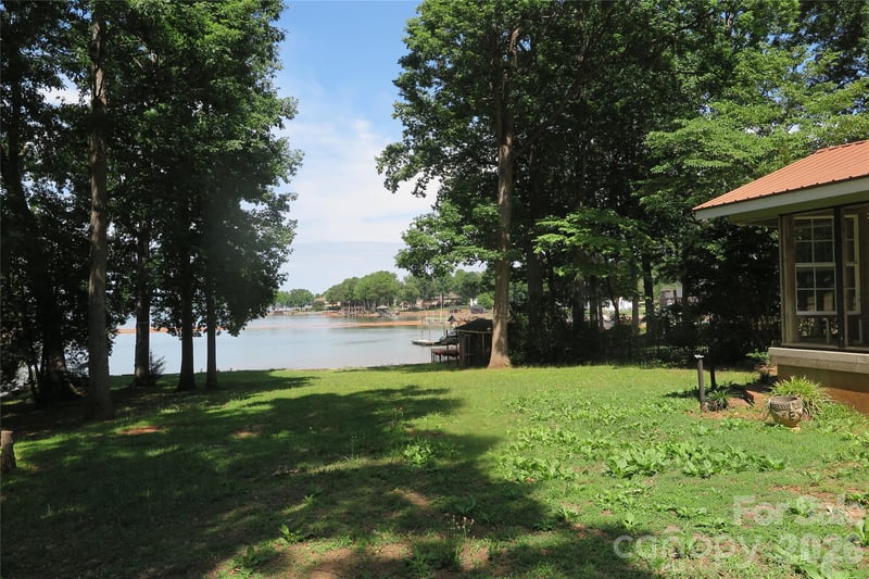 2844 Morris Ln, Denver, NC 28037