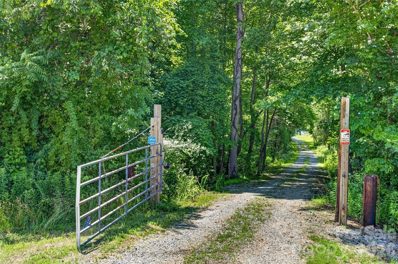 766 Shiloh Rd, Statesville, NC 28677