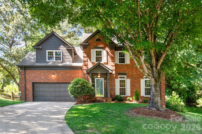 2908 Seton Dr, Matthews, NC 28105