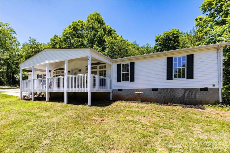 25 Sienna Dr, Asheville, NC 28806