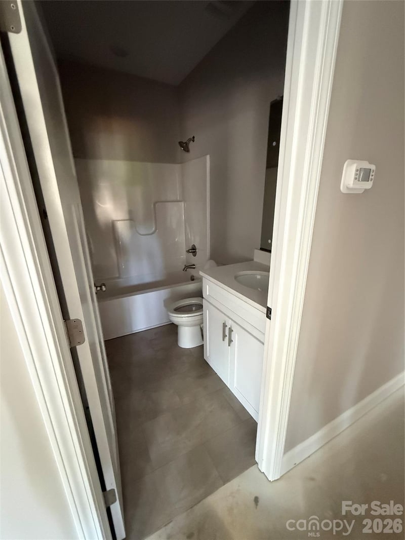 106 Meta Breeze Ln, Mocksville, NC 27028