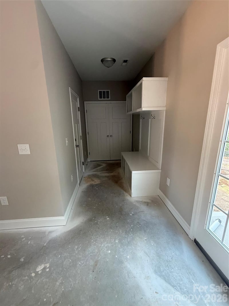 106 Meta Breeze Ln, Mocksville, NC 27028