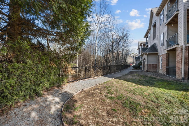 176 Brickton Village Cir #206, Fletcher, NC 28732