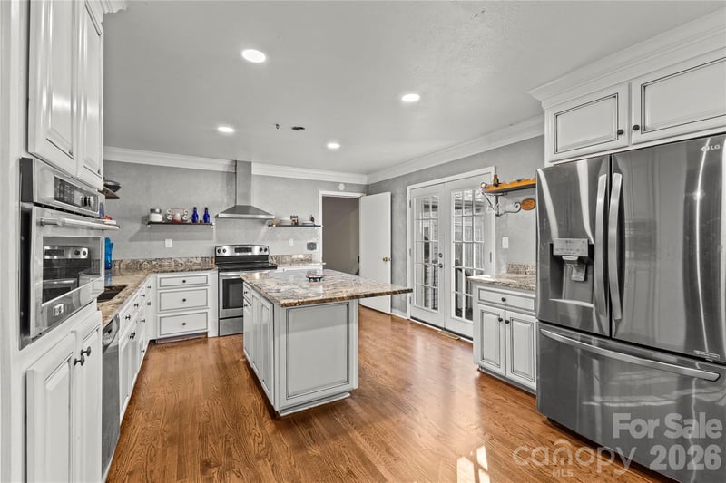 117 Robinson Ave, Matthews, NC 28104
