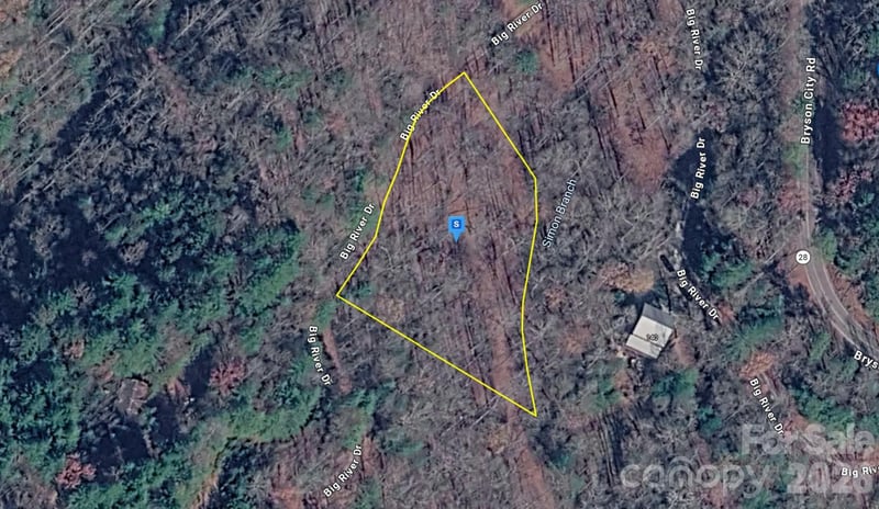 150 Big River Dr, Bryson City, NC 28713