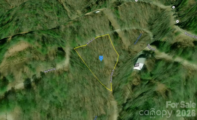 150 Big River Dr, Bryson City, NC 28713