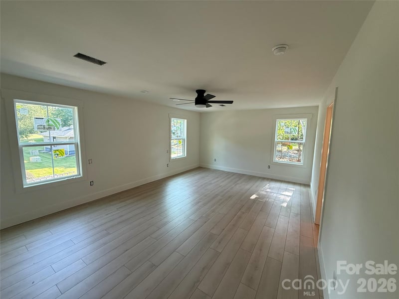 5069 Tara Tea Dr, Tega Cay, SC 29708