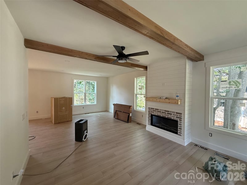 5069 Tara Tea Dr, Tega Cay, SC 29708