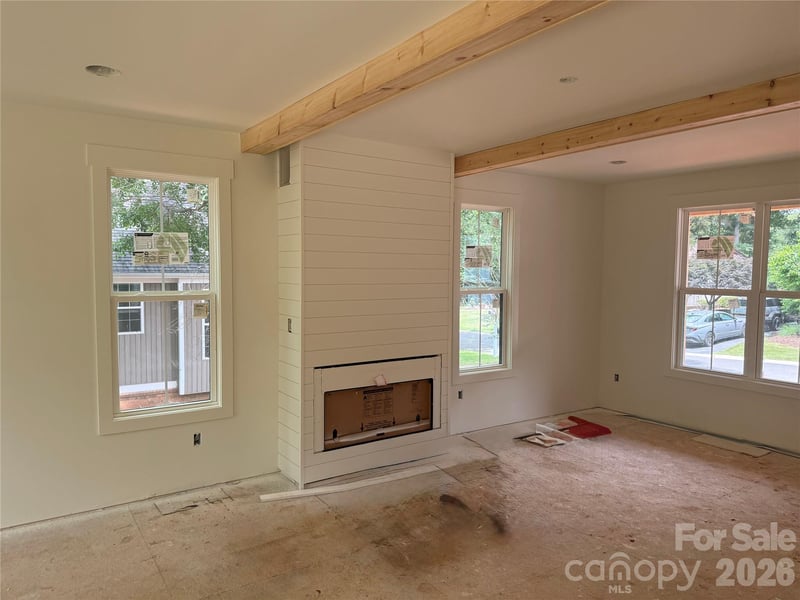 5069 Tara Tea Dr, Tega Cay, SC 29708