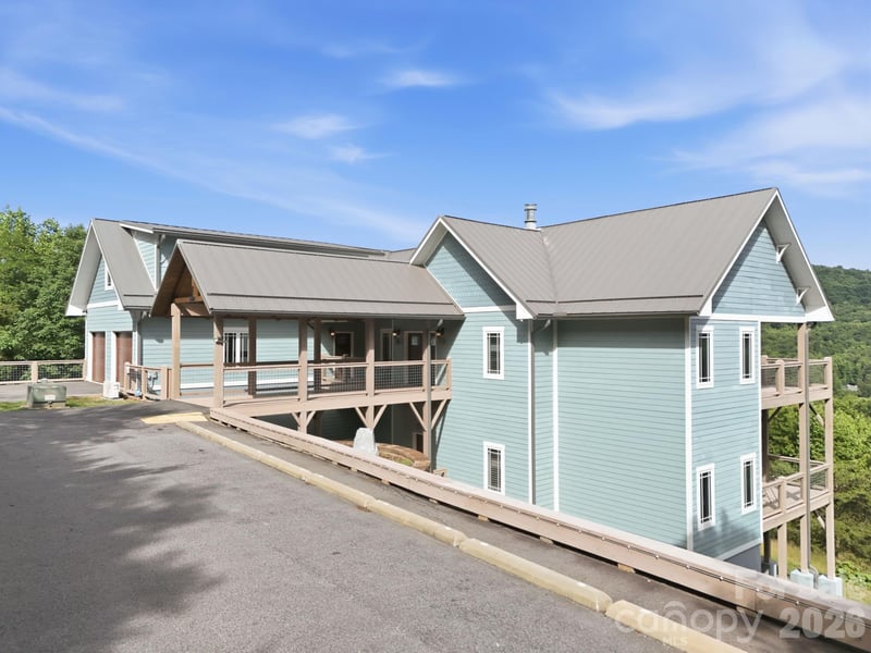 229 Jd Trl, Candler, NC 28715