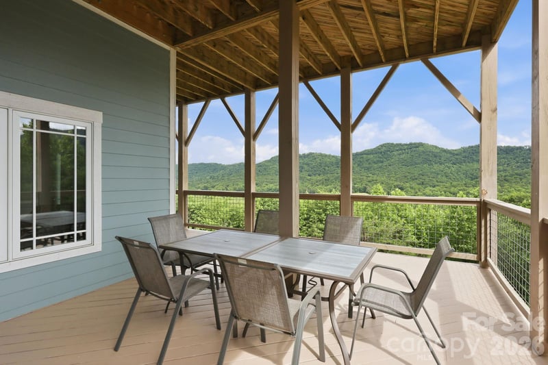 229 Jd Trl, Candler, NC 28715