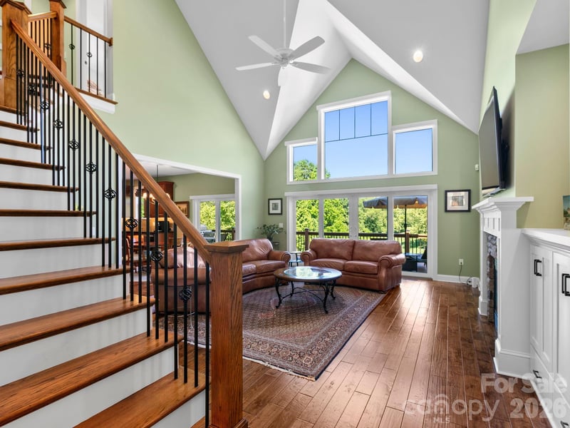 32 Lake Vista Dr, Fletcher, NC 28732