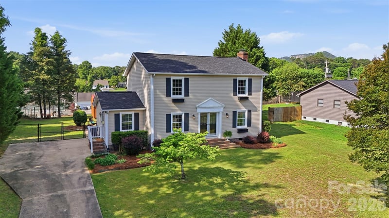 634 Carson Rd, Gastonia, NC 28052