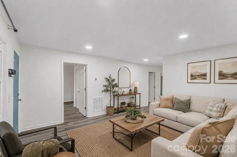 500 3rd St, Stanley, NC 28164