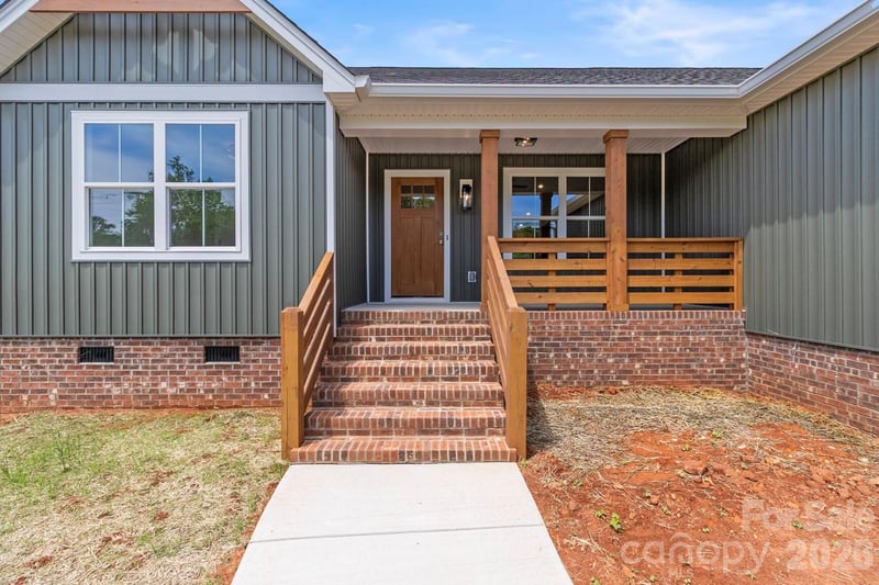 713 Alf Hoover Rd, Lincolnton, NC 28092