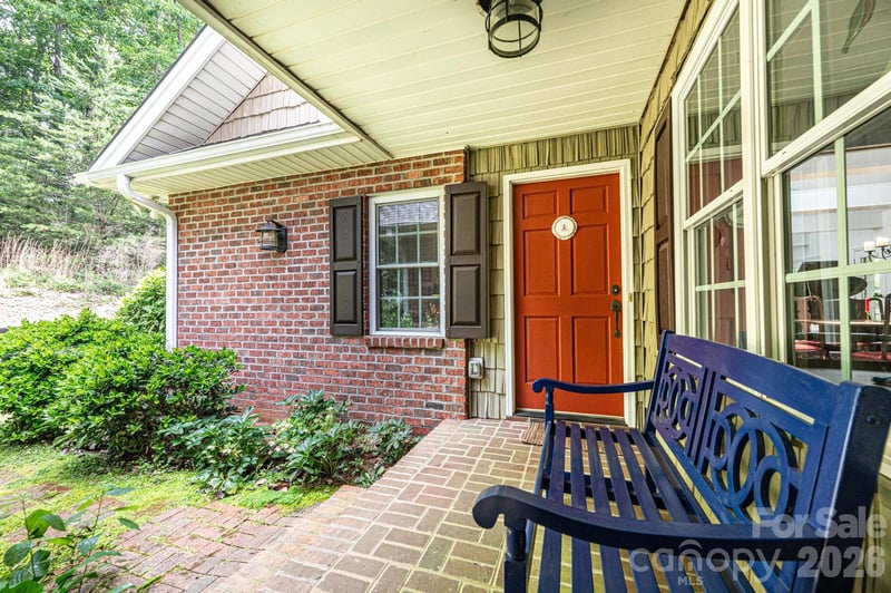 6889 Greedy Hw, Hickory, NC 28602
