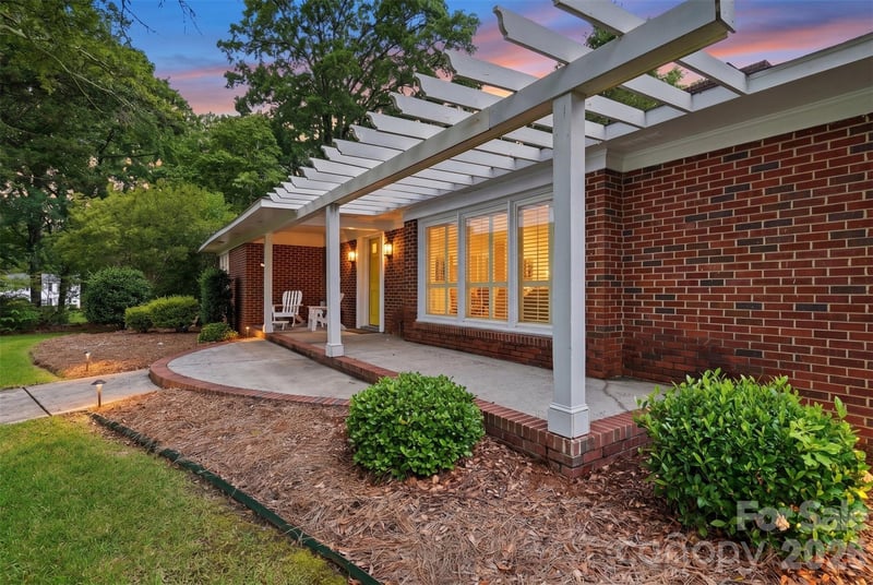 615 Rutledge Ave, Rock Hill, SC 29732