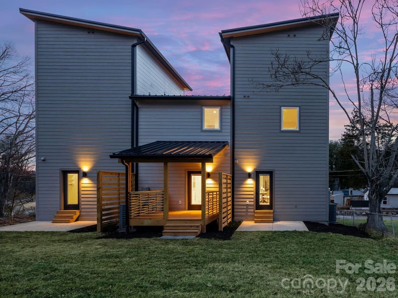13 Gudger Rd, Asheville, NC 28806
