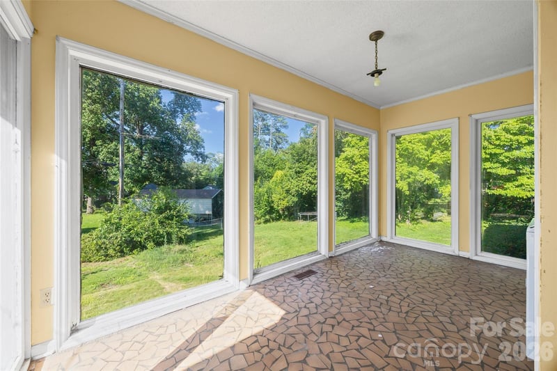 1020 Candlewood Ln, Rock Hill, SC 29730