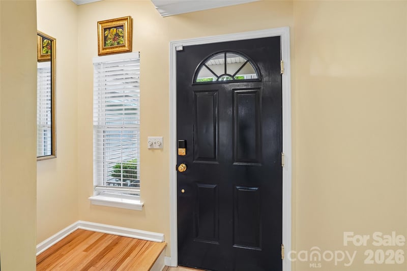 26 Willowick Dr, Asheville, NC 28803