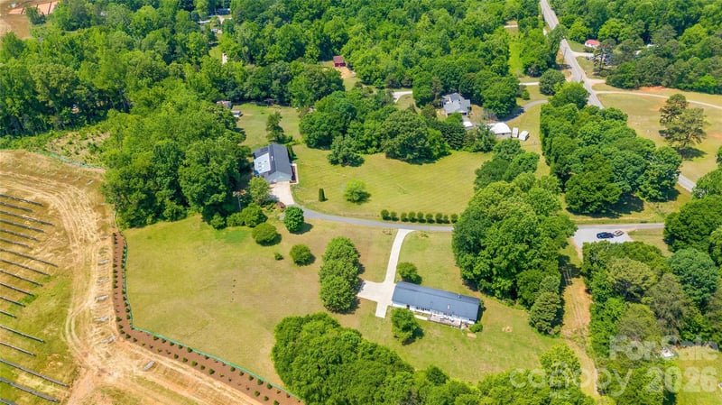 2001 Fountain Ln, Stanley, NC 28164