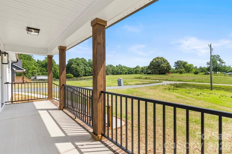 725 Alf Hoover Rd, Lincolnton, NC 28092