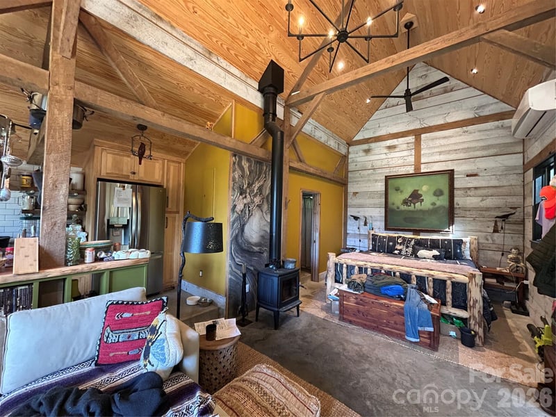 204 Rush Creek Rd, Black Mountain, NC 28711