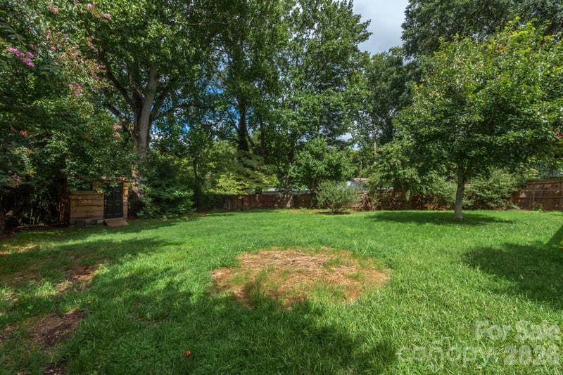 16 Oakley Dogwood Dr, Asheville, NC 28803