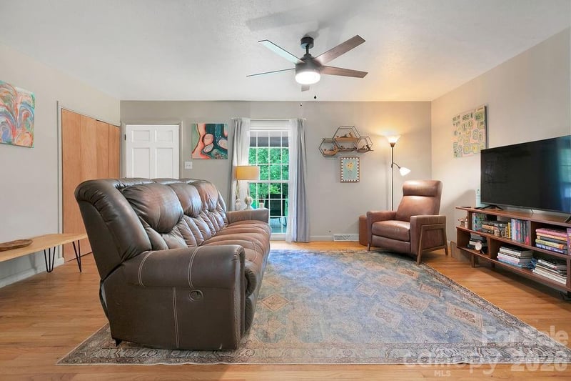 113 Byrd Ln, Brevard, NC 28712