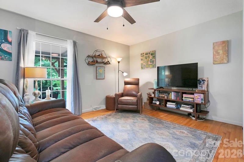 113 Byrd Ln, Brevard, NC 28712