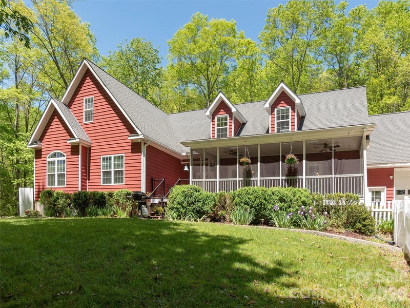 166 Virginia Brock Rd, Lake Toxaway, NC 28747