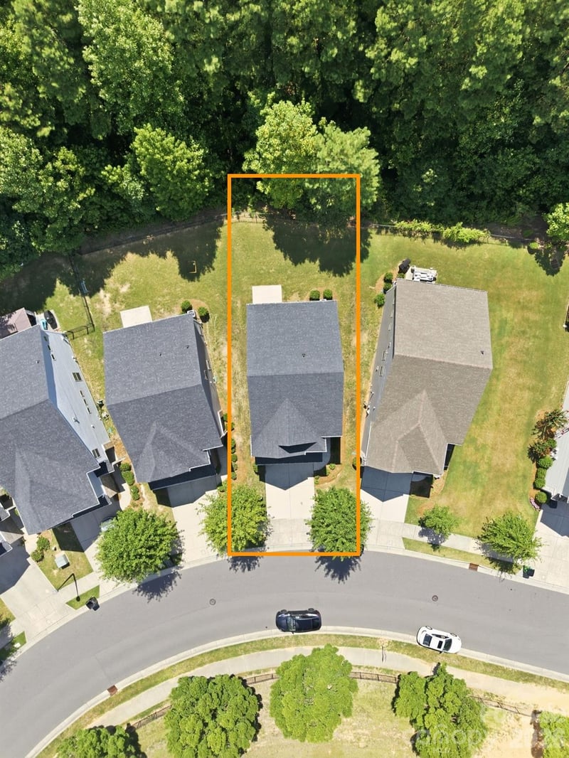 11731 Clems Branch Dr, Charlotte, NC 28277
