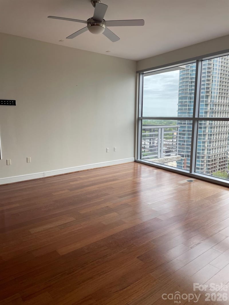 333 Trade St #1602, Charlotte, NC 28202