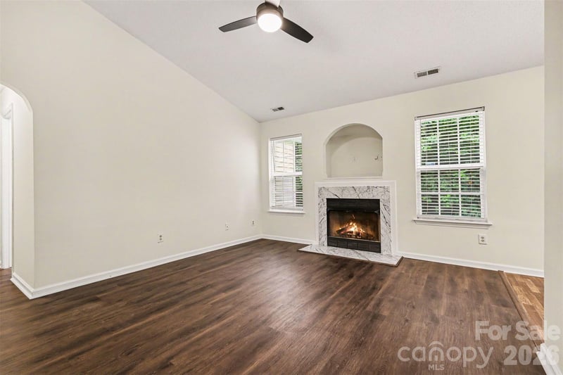 3385 Hunting Wood Ct, Gastonia, NC 28052