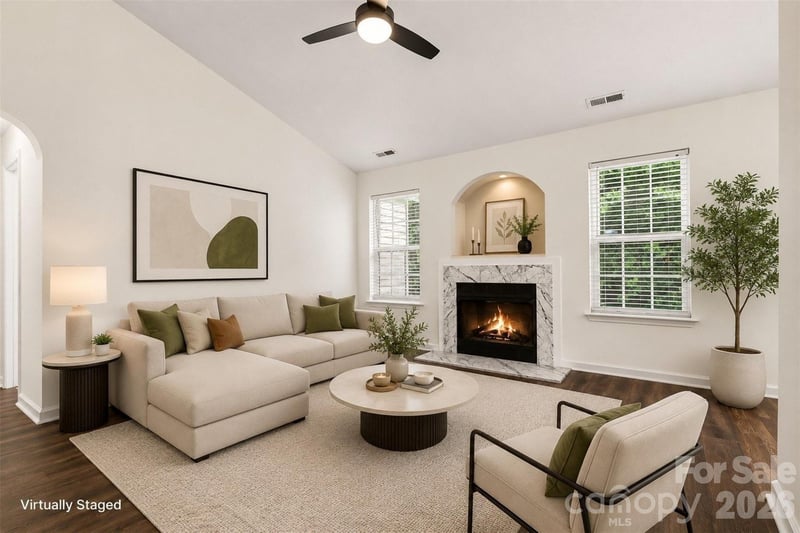 3385 Hunting Wood Ct, Gastonia, NC 28052