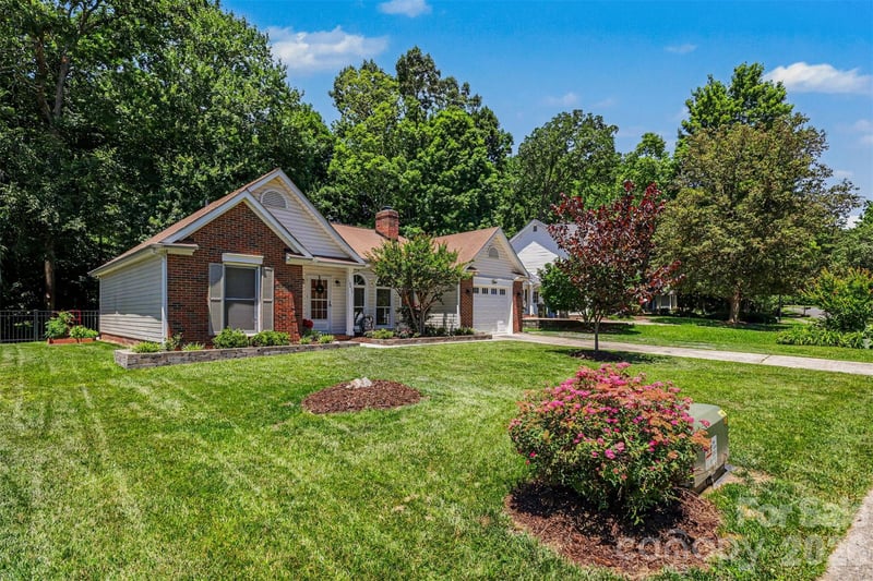 12619 Levins Hall Rd, Huntersville, NC 28078