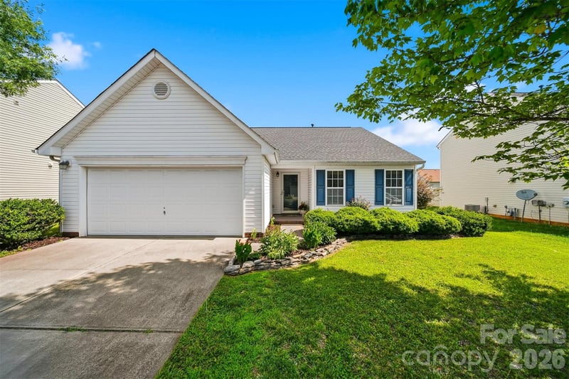 2155 Edenderry Dr, Statesville, NC 28625