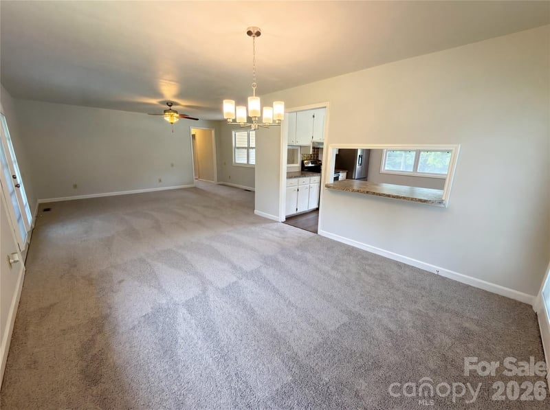 565 Rutledge Dr, Catawba, SC 29704