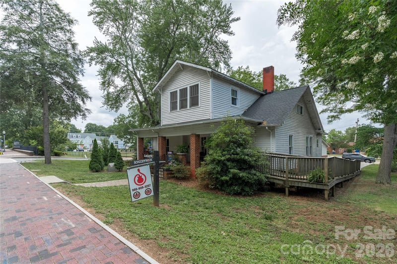 21112 Catawba Ave, Cornelius, NC 28031