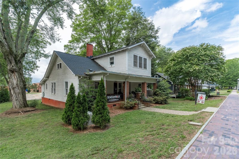 21112 Catawba Ave, Cornelius, NC 28031