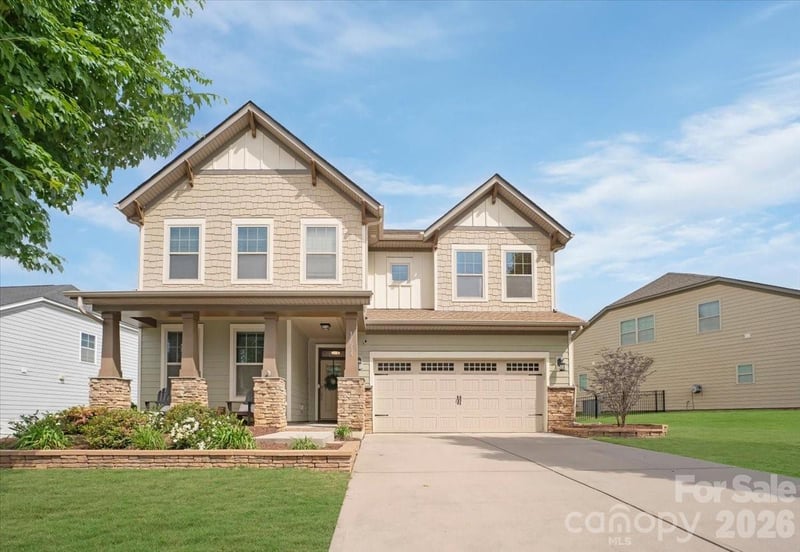 17534 Austins Creek Dr, Charlotte, NC 28278