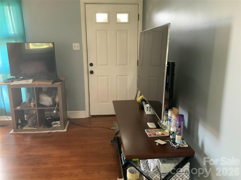 37 Hartshorn Dr, Candler, NC 28715