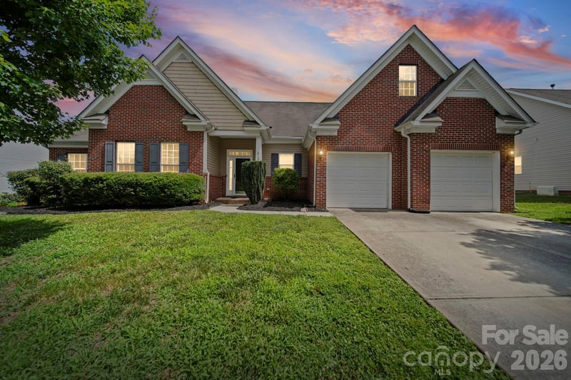 10111 Trailmoor Rd, Charlotte, NC 28278