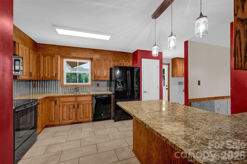 581 Barry Oak Rd, Statesville, NC 28625