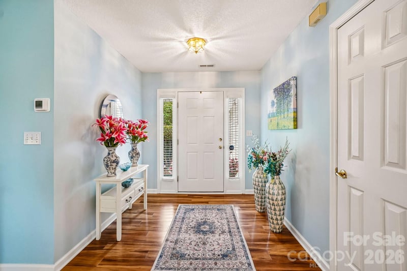 37 Stonehollow Rd, Fletcher, NC 28732