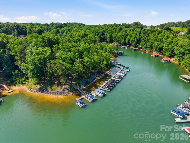 2530 Shady Reach Ln, Charlotte, NC 28214