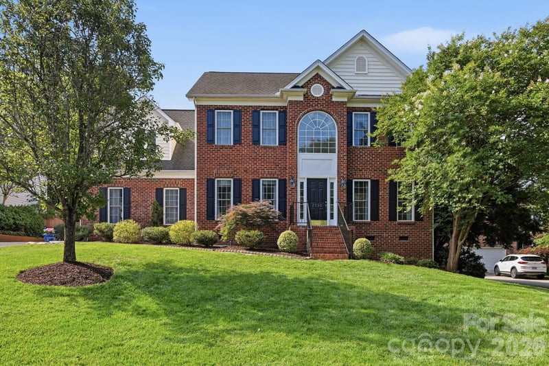 2530 Shady Reach Ln, Charlotte, NC 28214