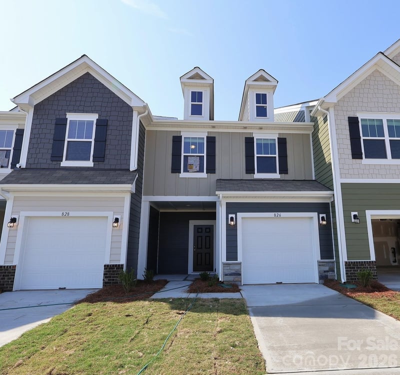 826 Earhart St, Concord, NC 28027
