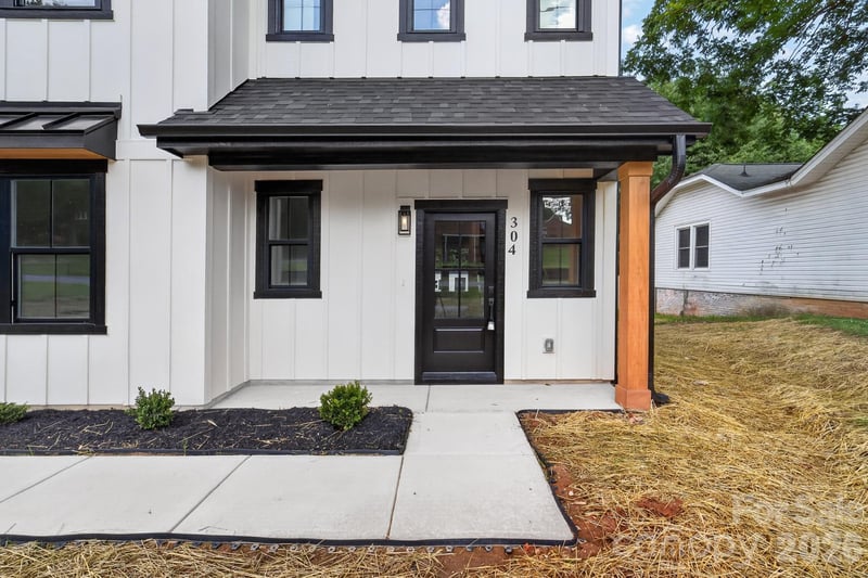 304 14th St, Bessemer City, NC 28016