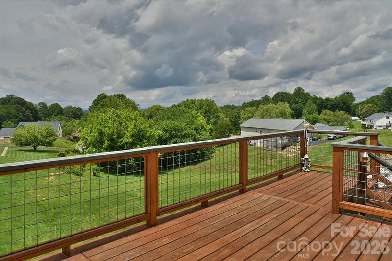222 Erwin Hills Rd, Asheville, NC 28806